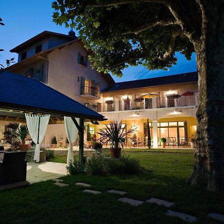 Logis Auberge Saint Simond อิกซ์เลส์แบ็งส์ ภายนอก รูปภาพ