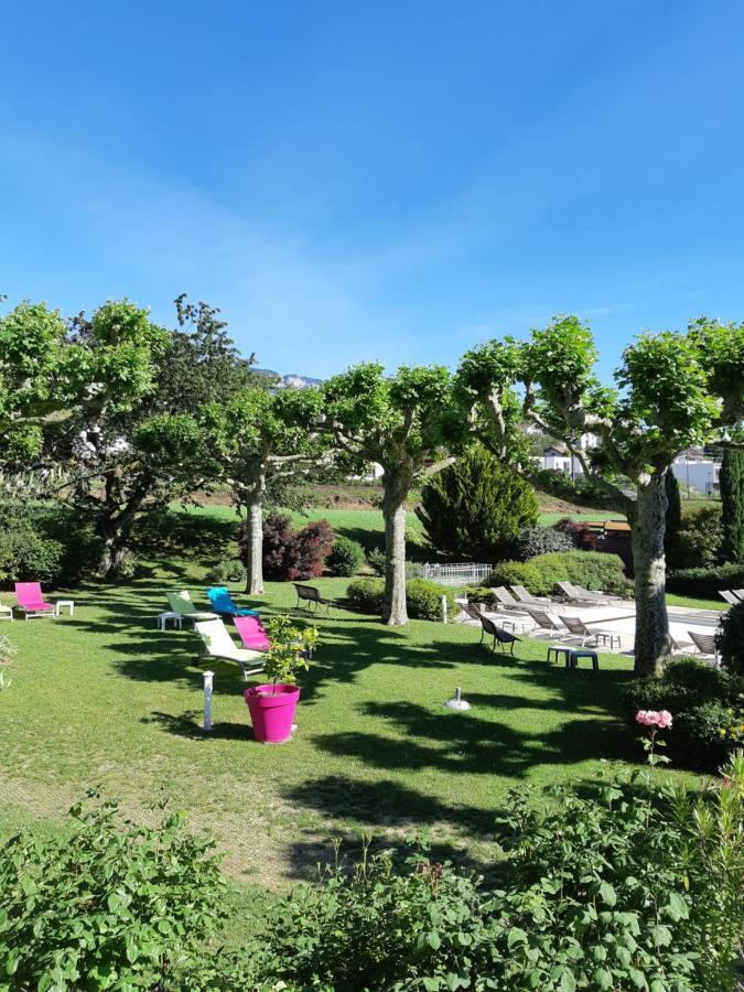 Logis Auberge Saint Simond อิกซ์เลส์แบ็งส์ ภายนอก รูปภาพ